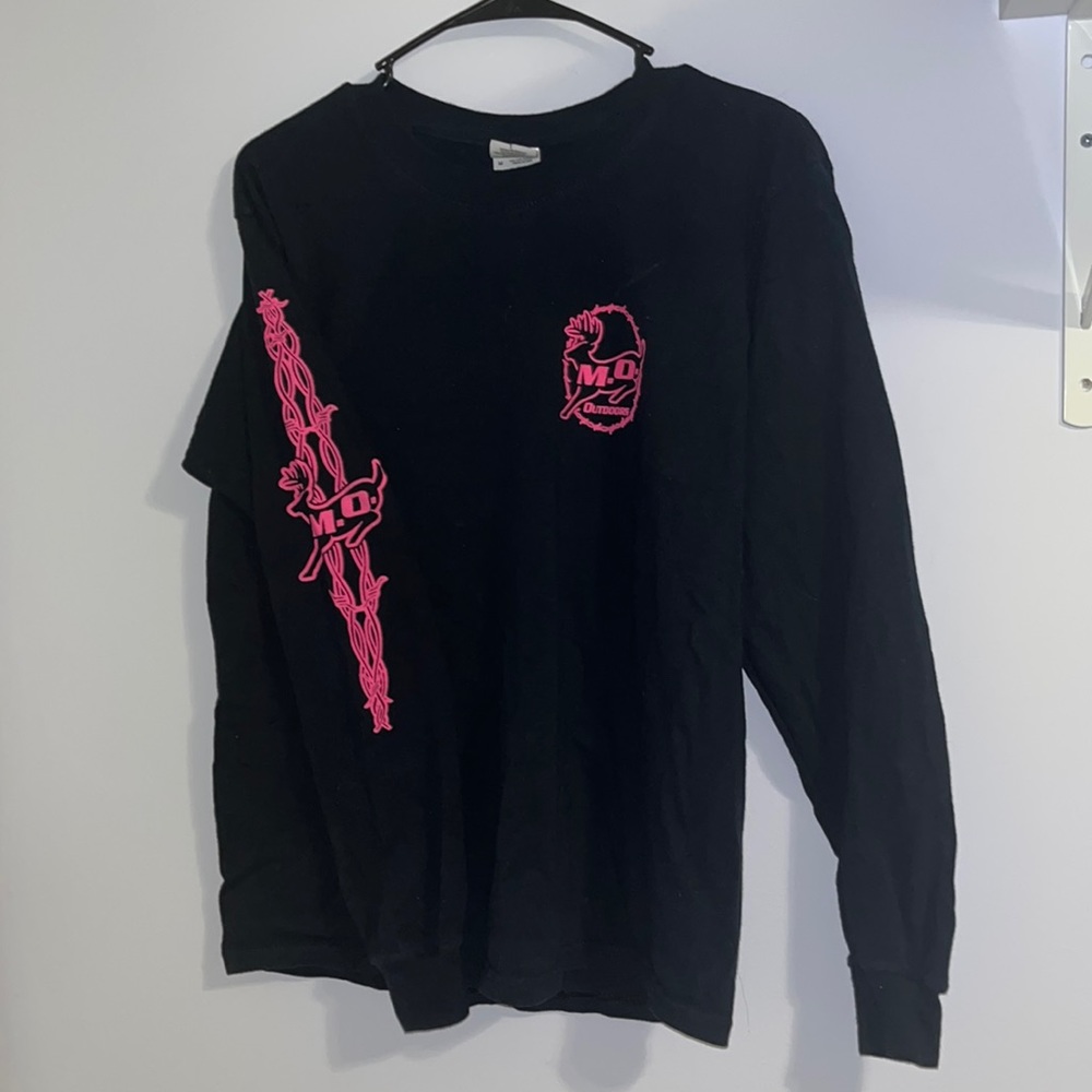 long sleeve shirt